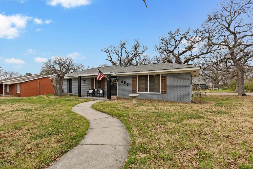 456 Alexander Road, Stephenville