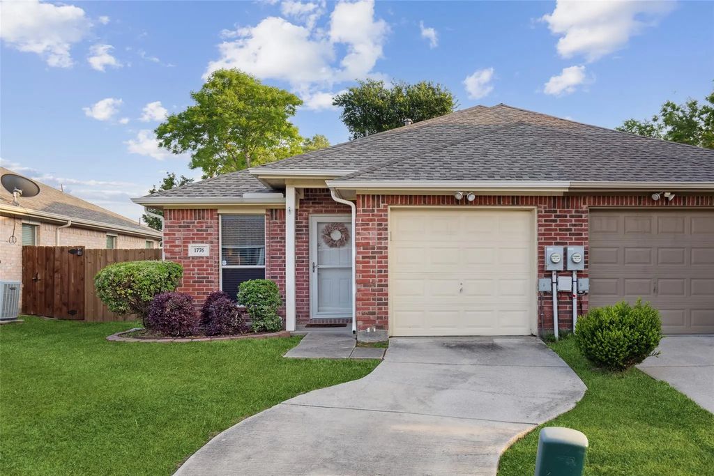 1776 Lago Vista, Little Elm