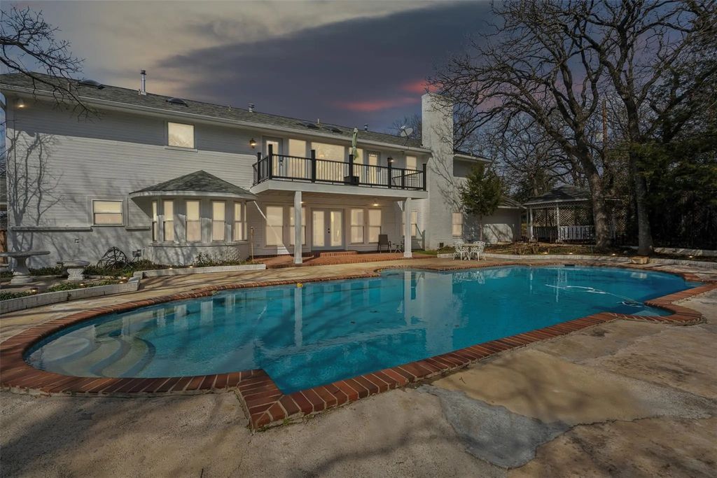 5908 Waterview Drive, Arlington