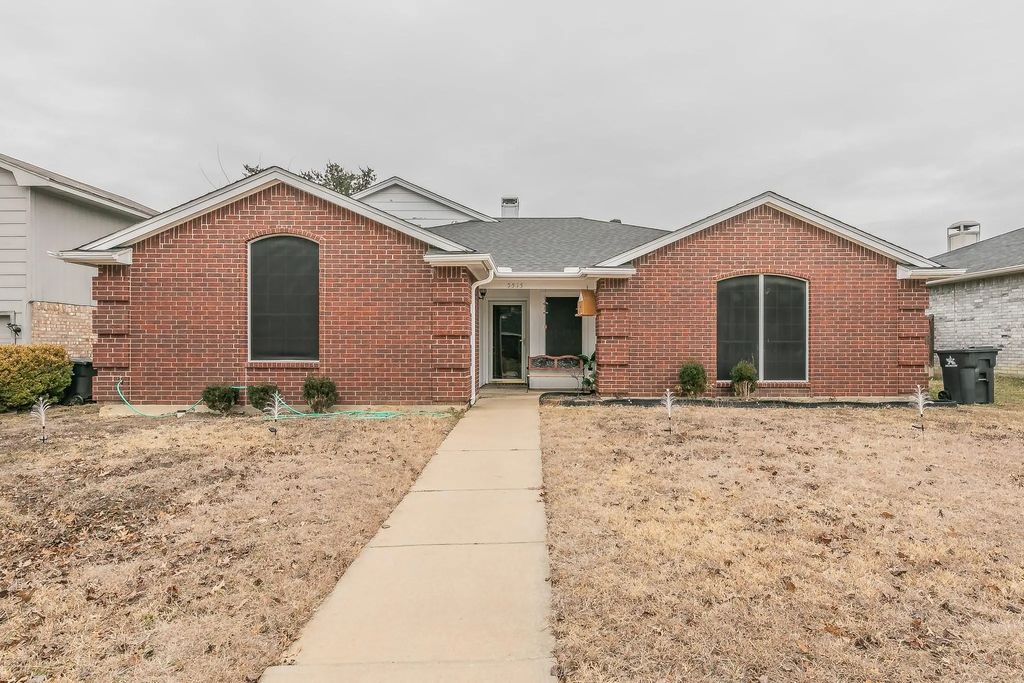 5515 Royal Meadow Lane, Arlington