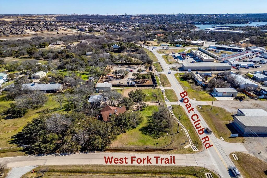9626 Boat Club Road, Fort Worth
