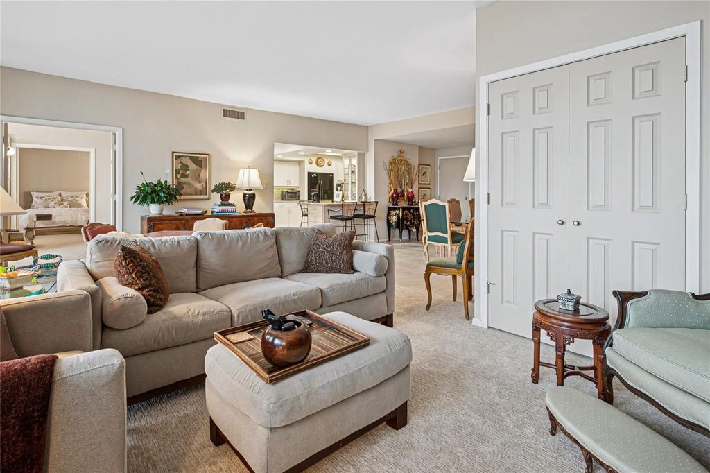 5200 Keller Springs Road 632, Dallas