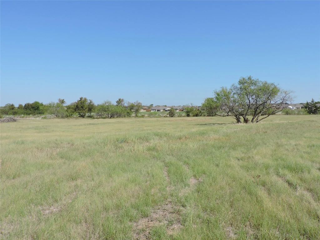 09 Barnes Road, Mabank
