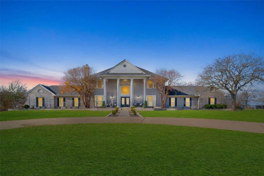 13913 S Fm 372, Valley View