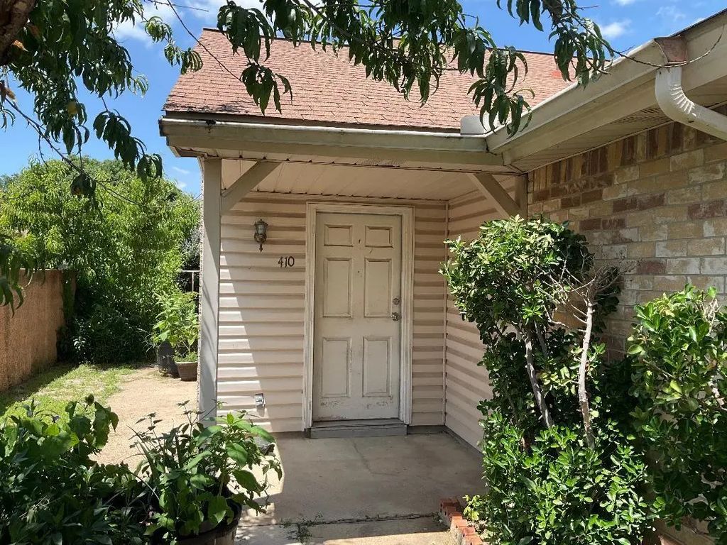 410 Pogue Street, Cedar Hill