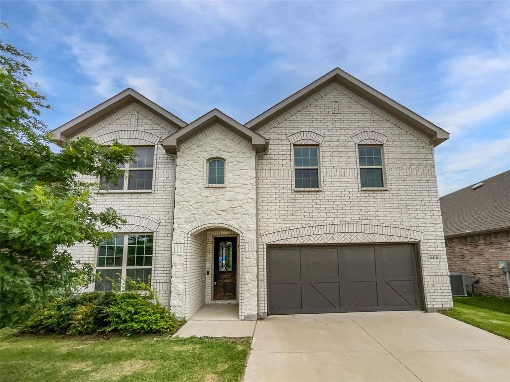 6416 Texas Cowboy Drive, Fort Worth