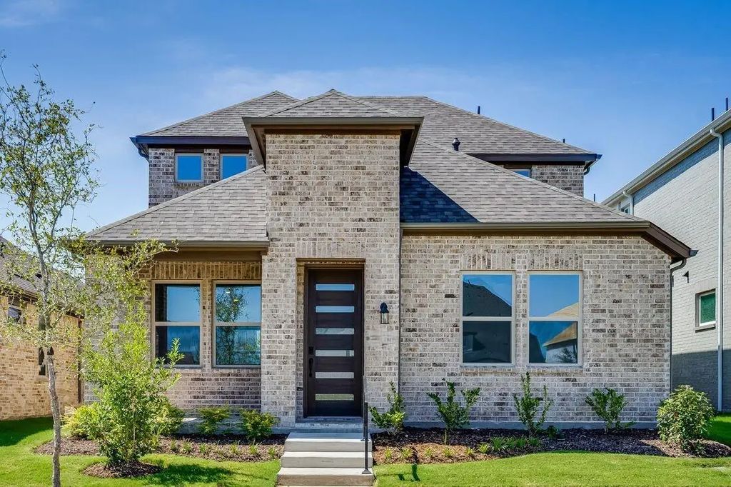 1905 Nimblewell Drive, Celina