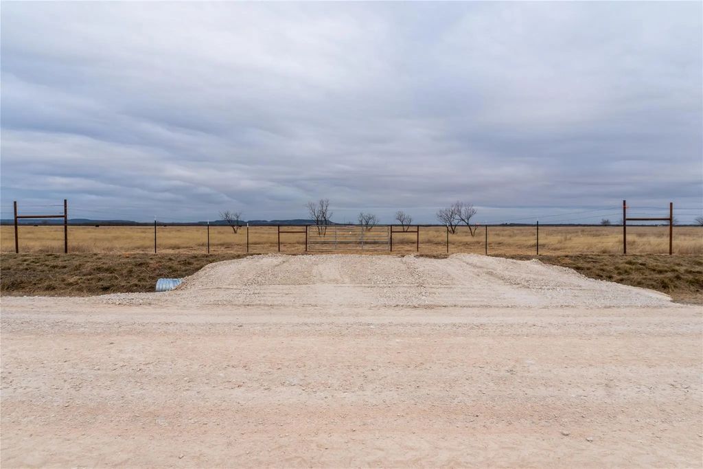 T2 County Road 204, Bradshaw