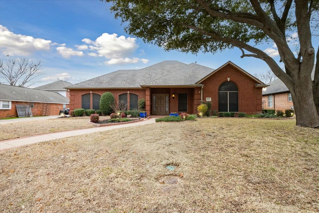 1012 Indian Ridge, Denton