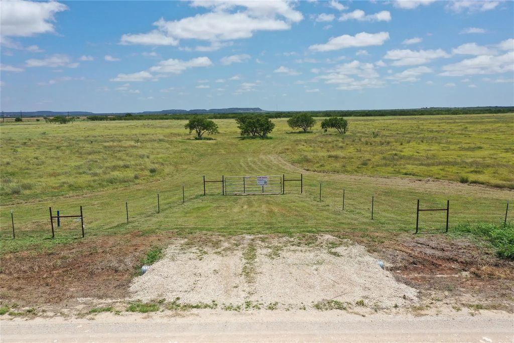 T4 County Road 204, Bradshaw