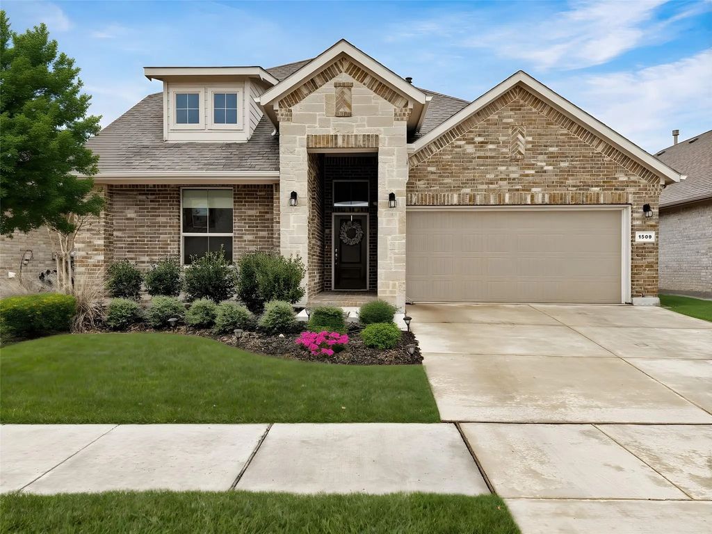 1509 Millerbird Way, Argyle