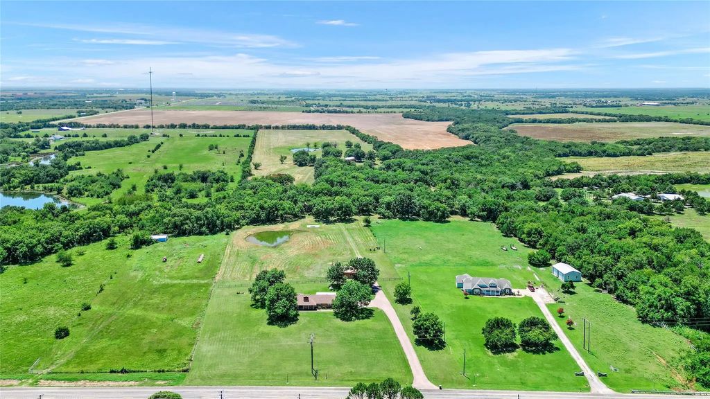 27160 State Highway 56, Whitesboro