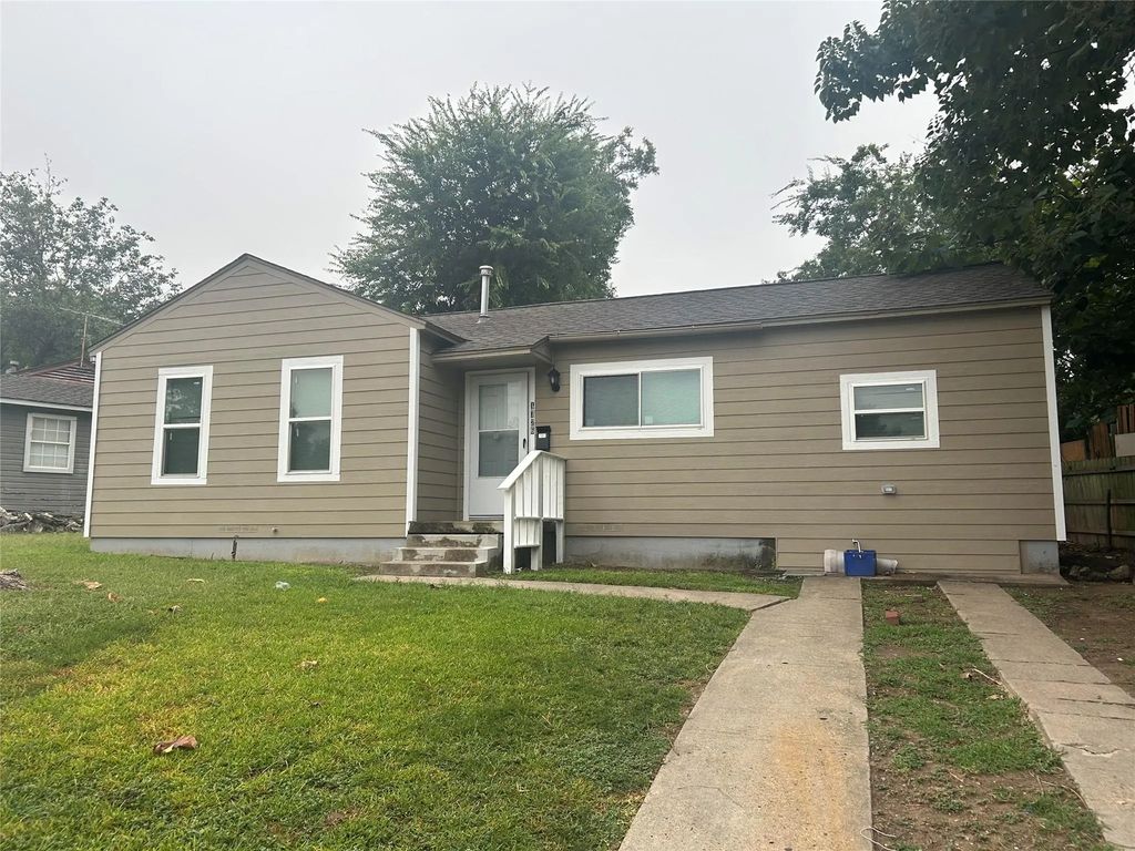 1726 Kirkwood Drive, Garland