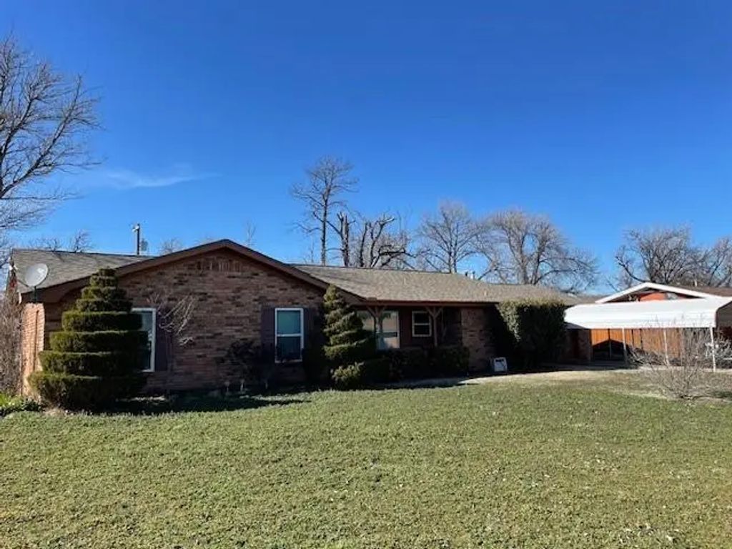502 S Avenue A Avenue S, Knox City