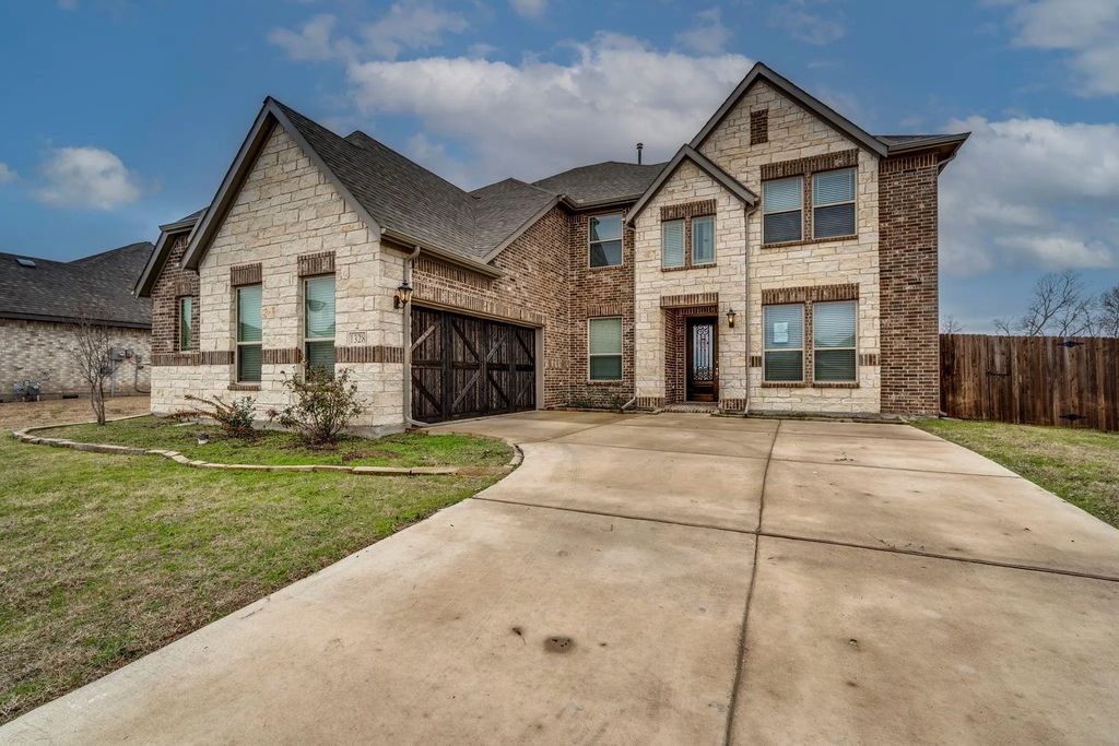 1328 Lone Hill Lane, Forney