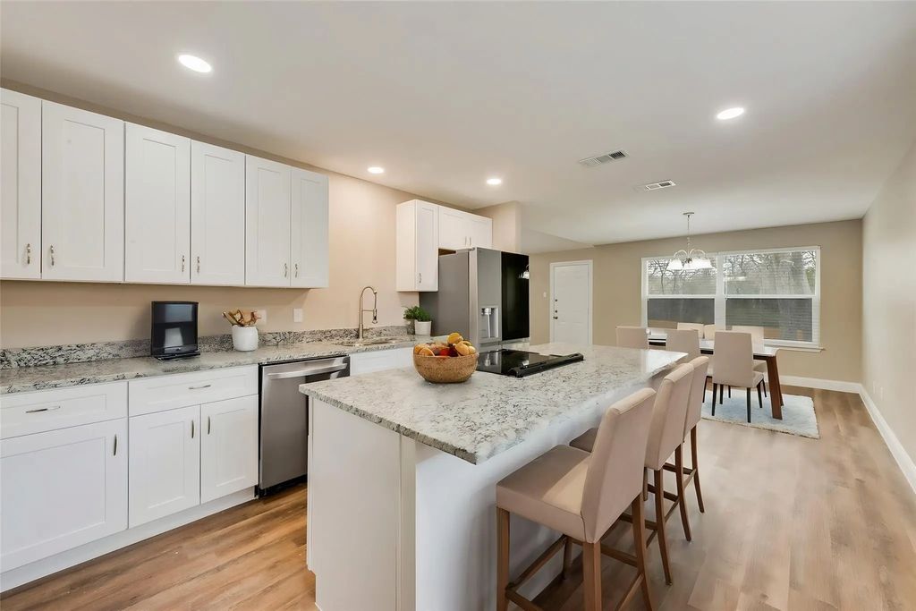 5040 Hollow Ridge Road, Dallas