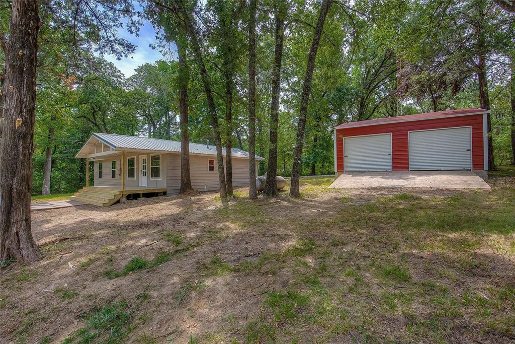 2841 Honey Bee Lane, Wills Point