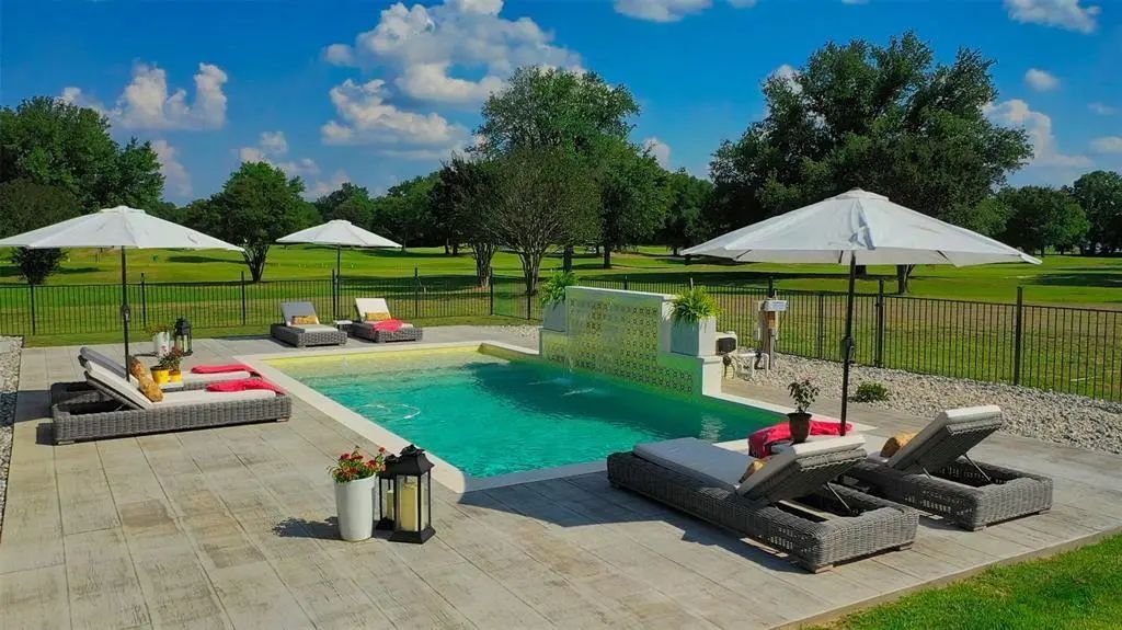 255 Private Road 5941, Emory