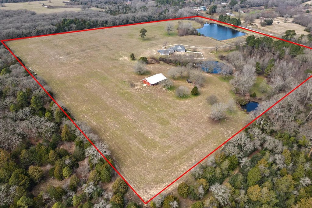 2828 E State Highway 154, Quitman