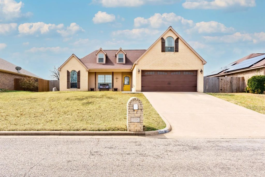 508 Moonlight Trail, Stephenville