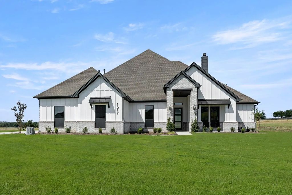 1017 Lake Prairie Trail, Fort Worth