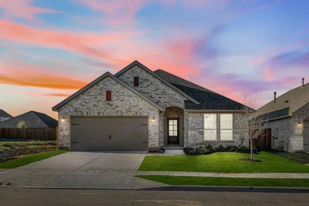 231 Ivory Brook Cove Drive, Lavon
