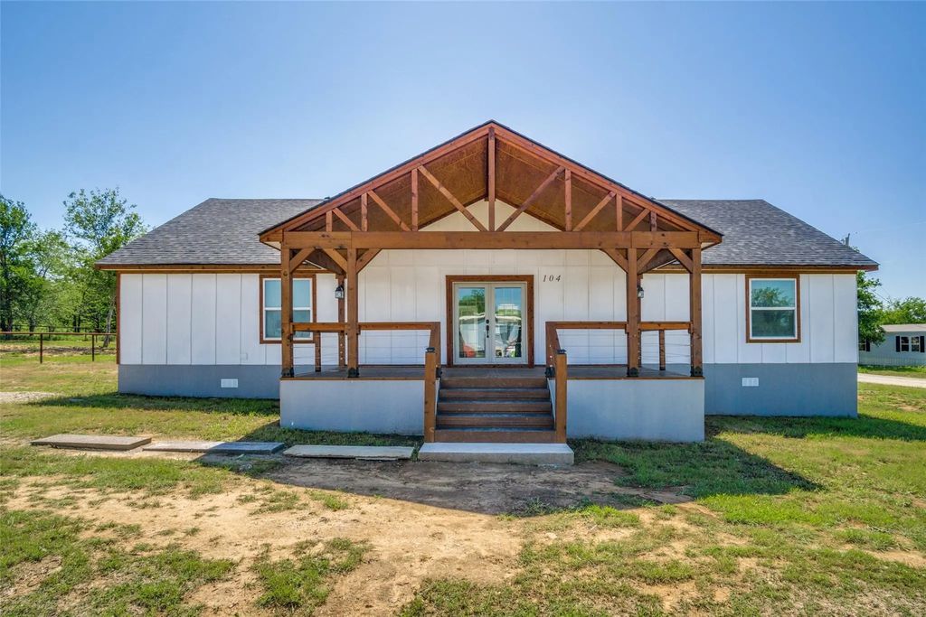 104 Buffalo Court, Runaway Bay