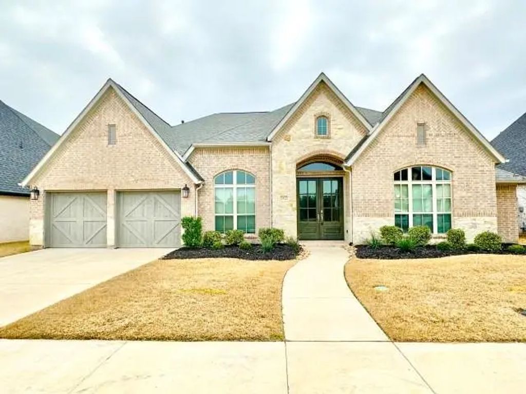 2822 Shane Drive, Midlothian