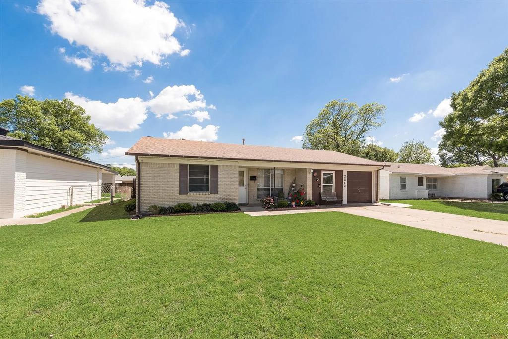 2842 Anchor Drive, Mesquite