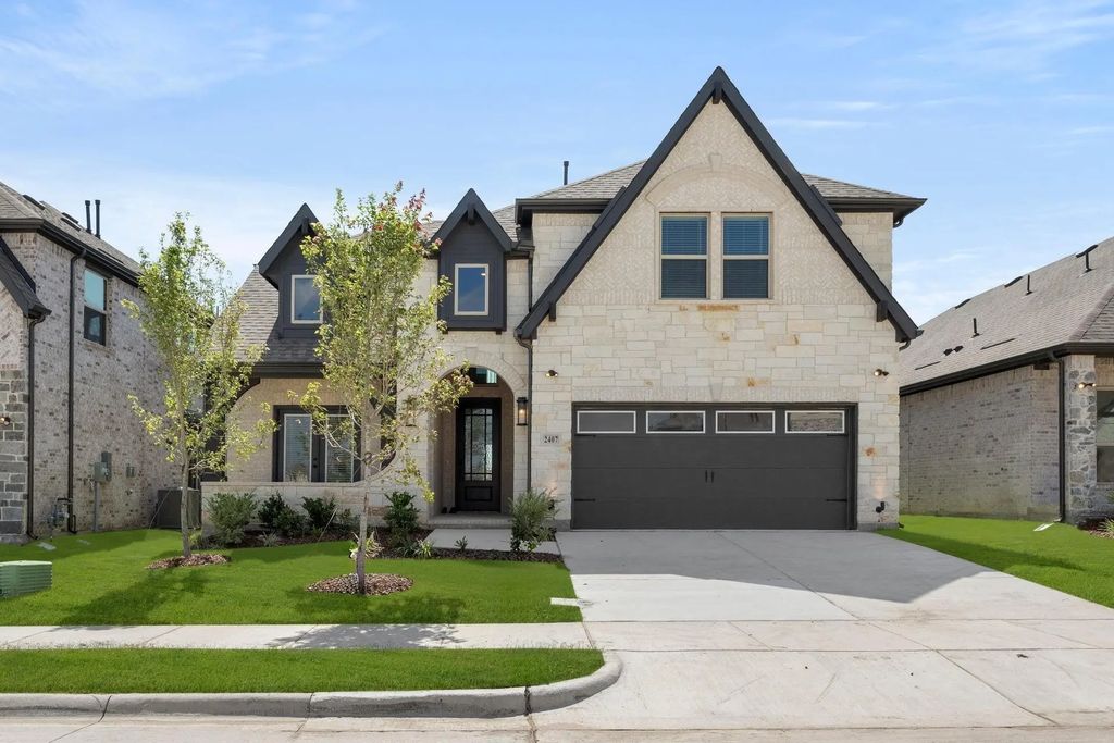 2407 Belmont Road, Melissa