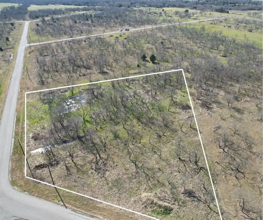 Tbd Emhouse, Corsicana