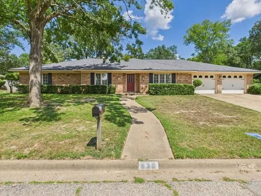 930 Bradley Drive, Athens
