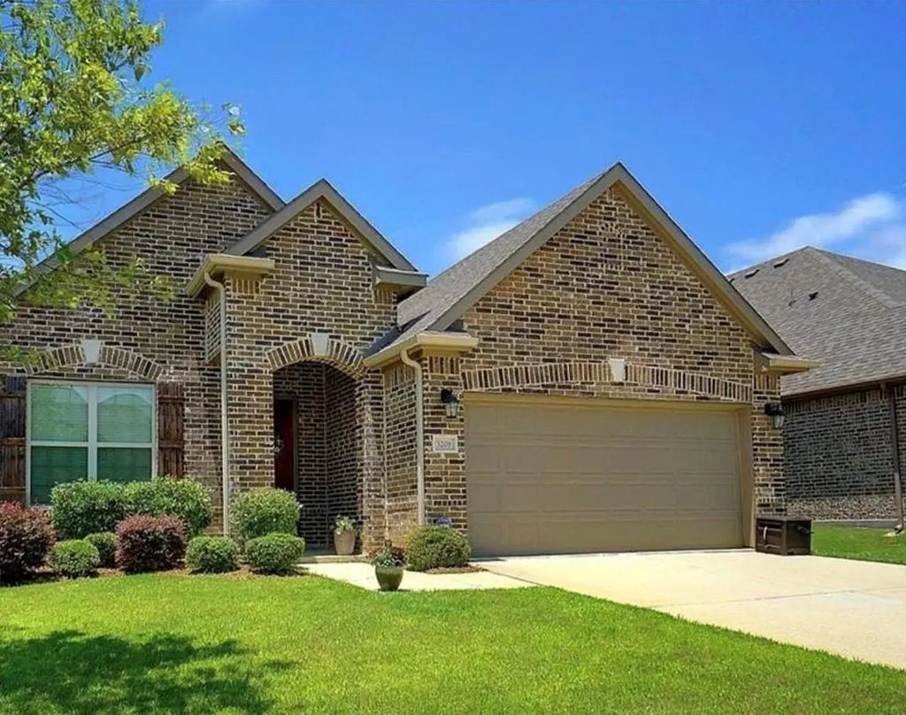 3208 Knoll Pines Road, Denton