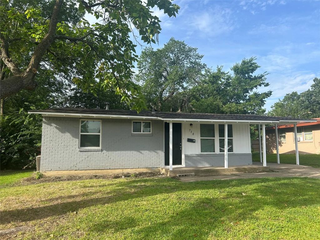 710 E Daugherty Drive, Garland