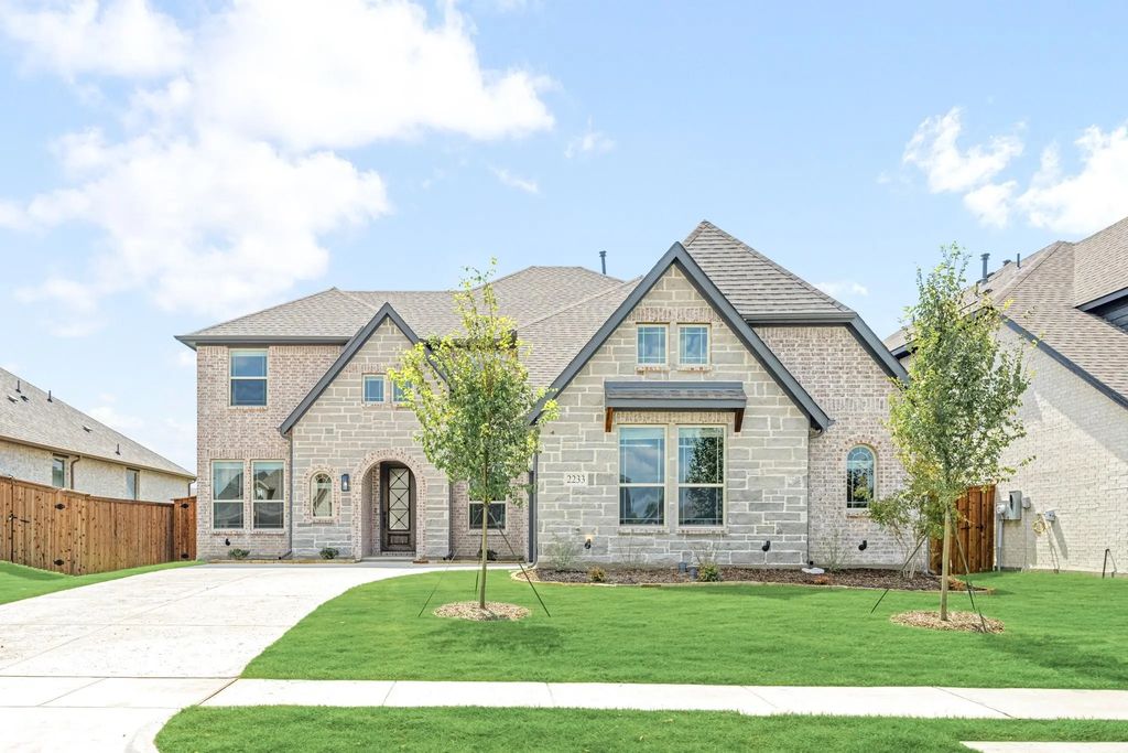 2233 Grillo Lane, McLendon Chisholm