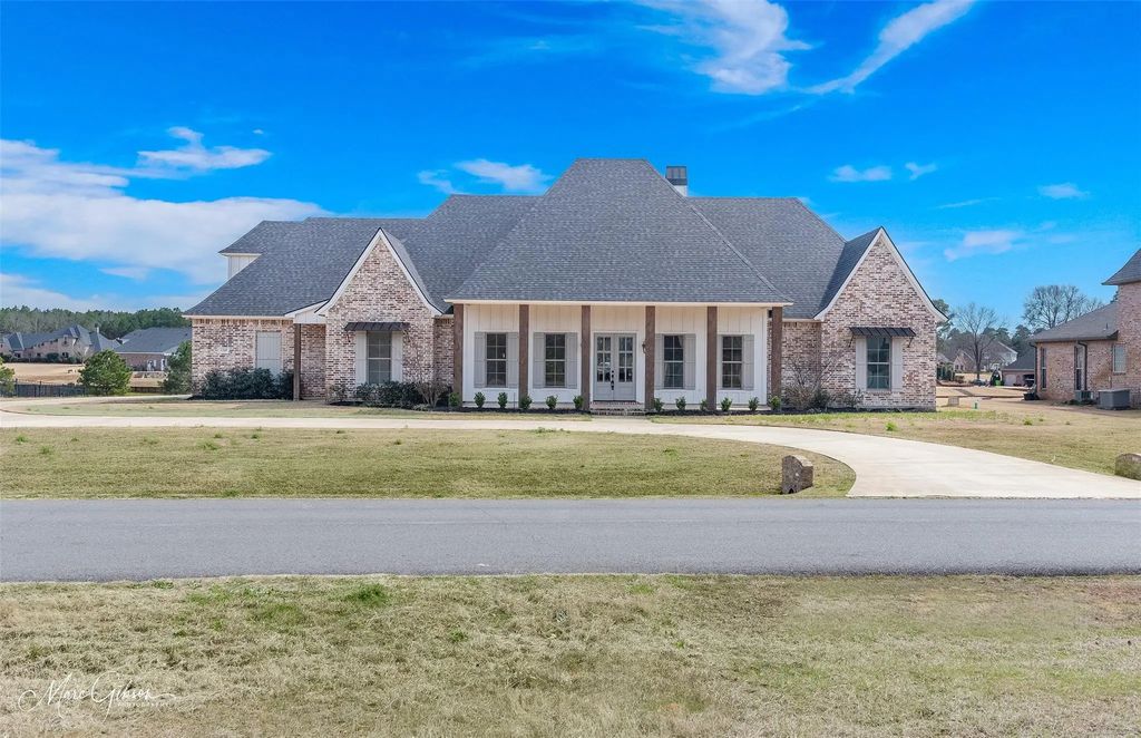 1245 Big Pine Key Lane, Benton