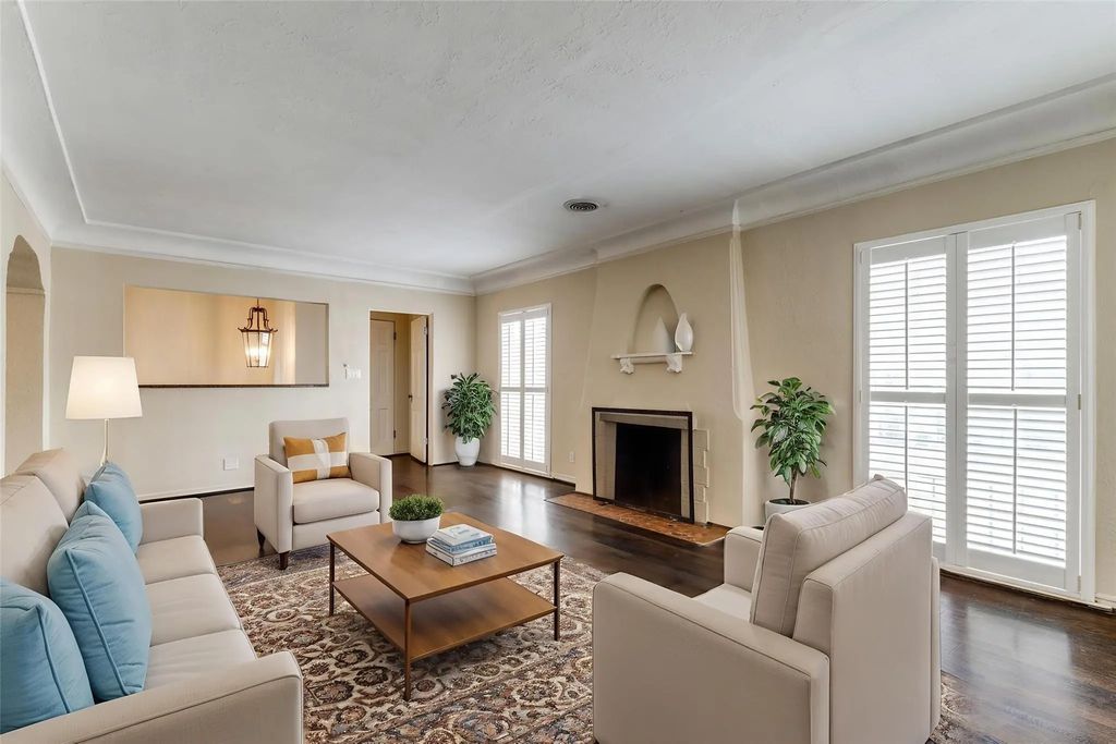4543 Fairway Avenue, Highland Park