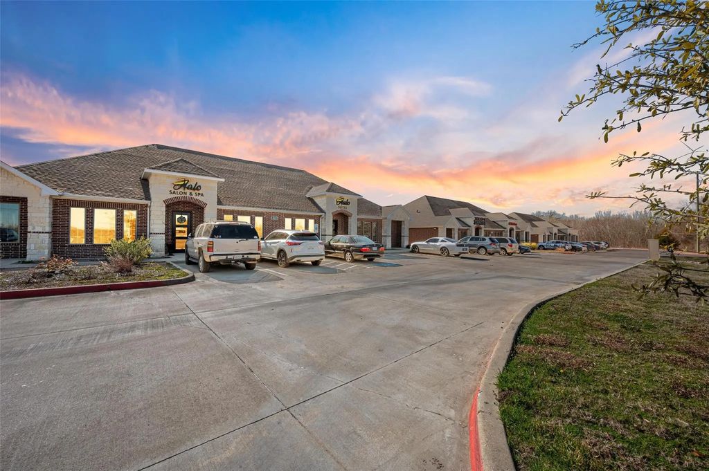 8112 Liberty Grove Road 400, Rowlett