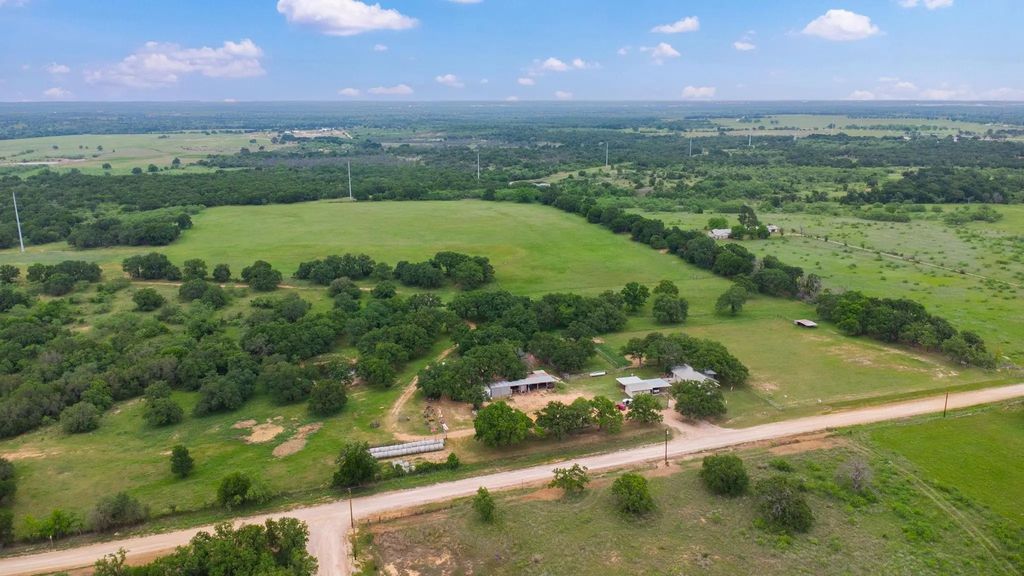 426 County Road 194, Eastland
