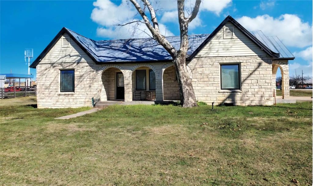 109 S Broadway Street, Cresson