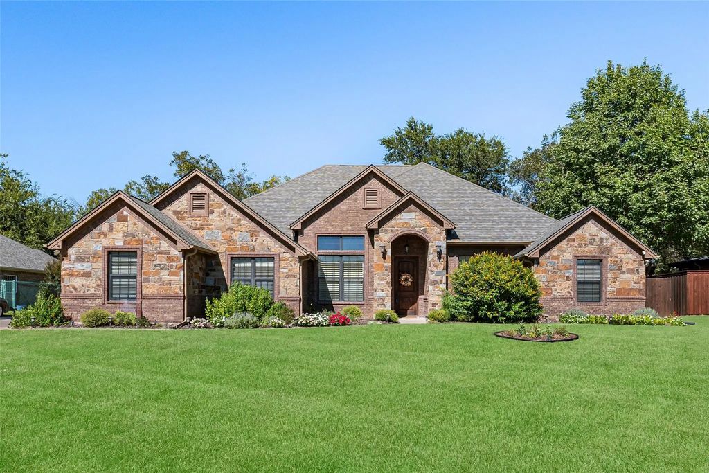 9109 Ravenswood Road, Granbury