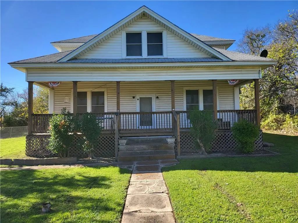426 N Houston Street, Lorena