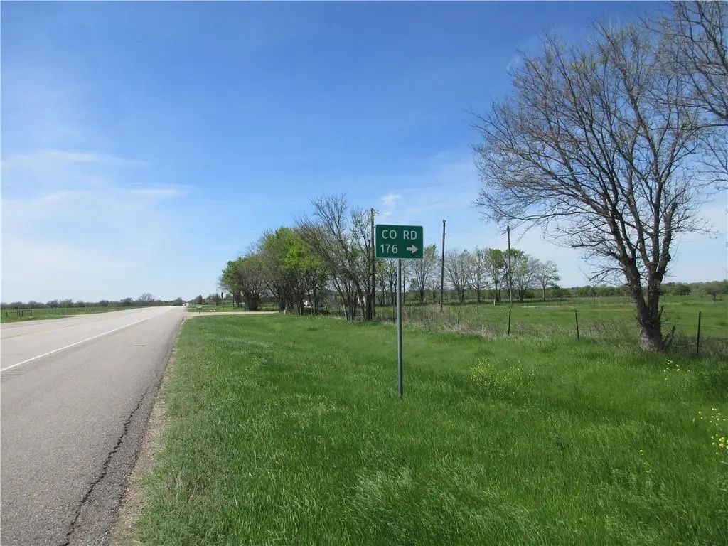 Cr 176 Road, Marlin