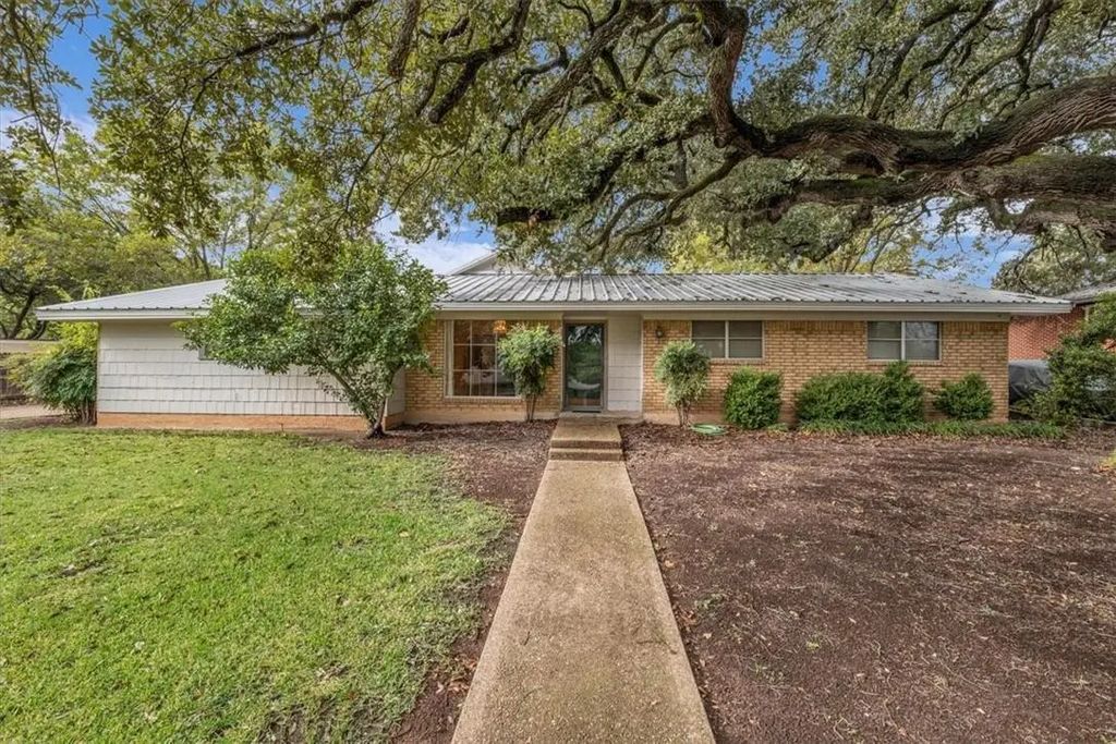 4000 N 30th Street, Waco