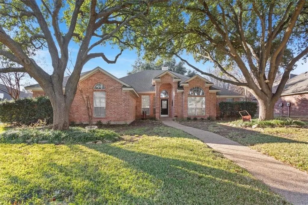 1308 Meadow Mountain Drive, Woodway