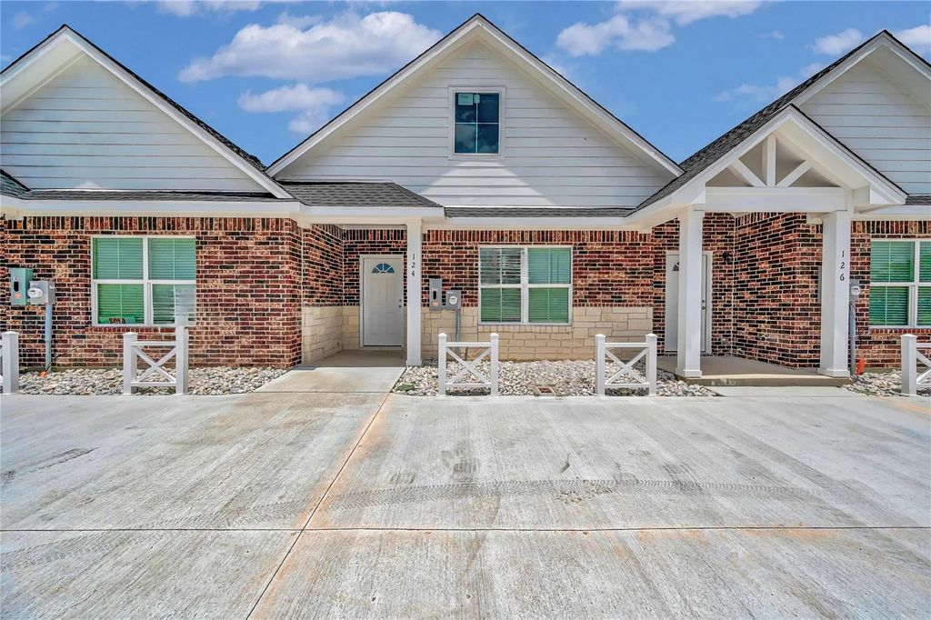 124 Morris Court, McGregor