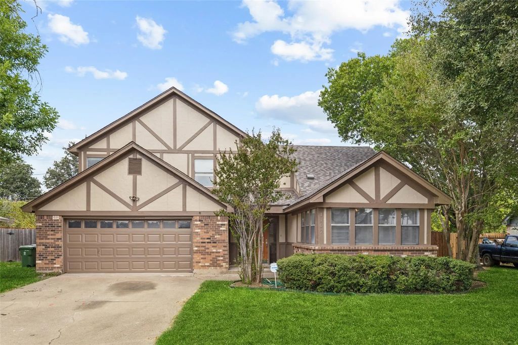 1107 Port Au Prince Drive, Arlington