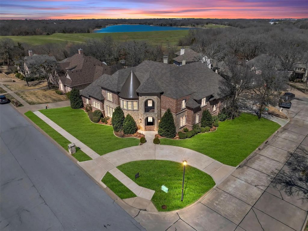 2909 Canyon Creek Drive, Sherman