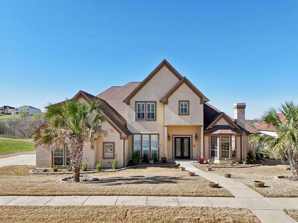 319 Golden Pond Drive, Cedar Hill