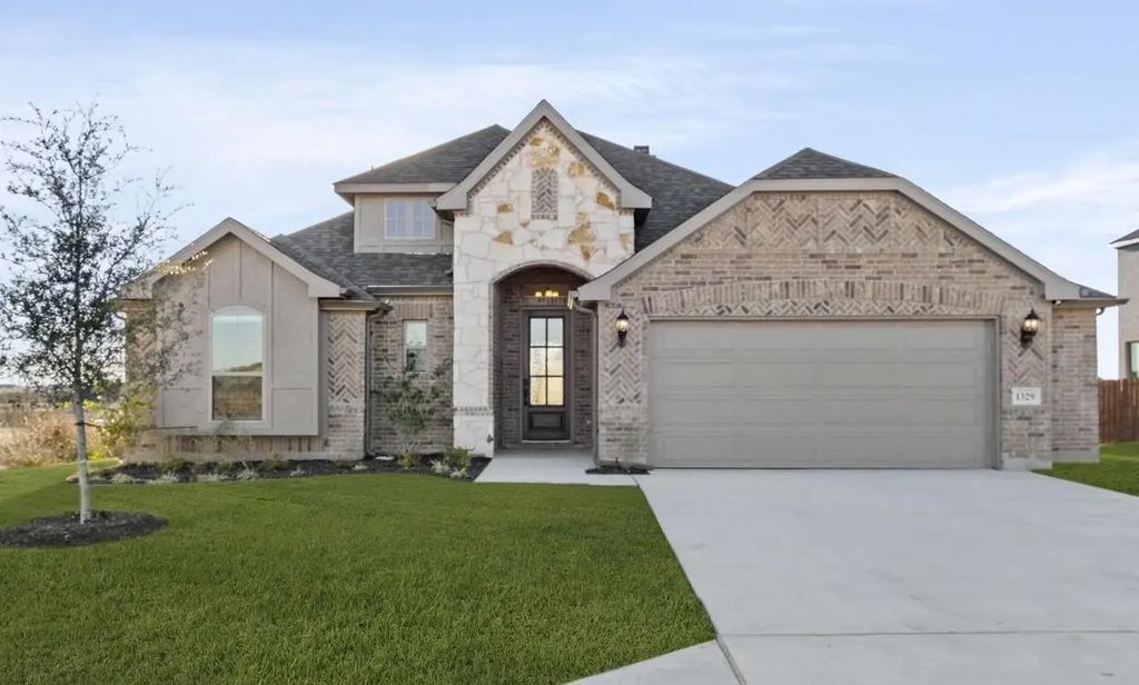 1329 Promised Land, Hewitt